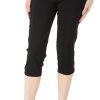 Women's Petite Solid Pull On Capris